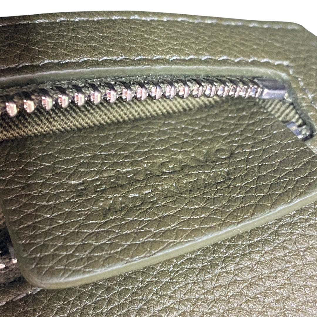 美品 フェラガモ Ferragamo フィアマ Fiamma ショルダーバッグ 斜めがけ クロスボディ メンズ