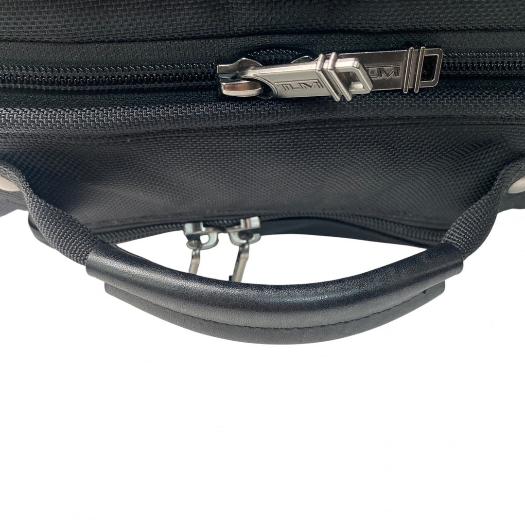 美品 トゥミ TUMI リュック バックパック PC収納 メンズ