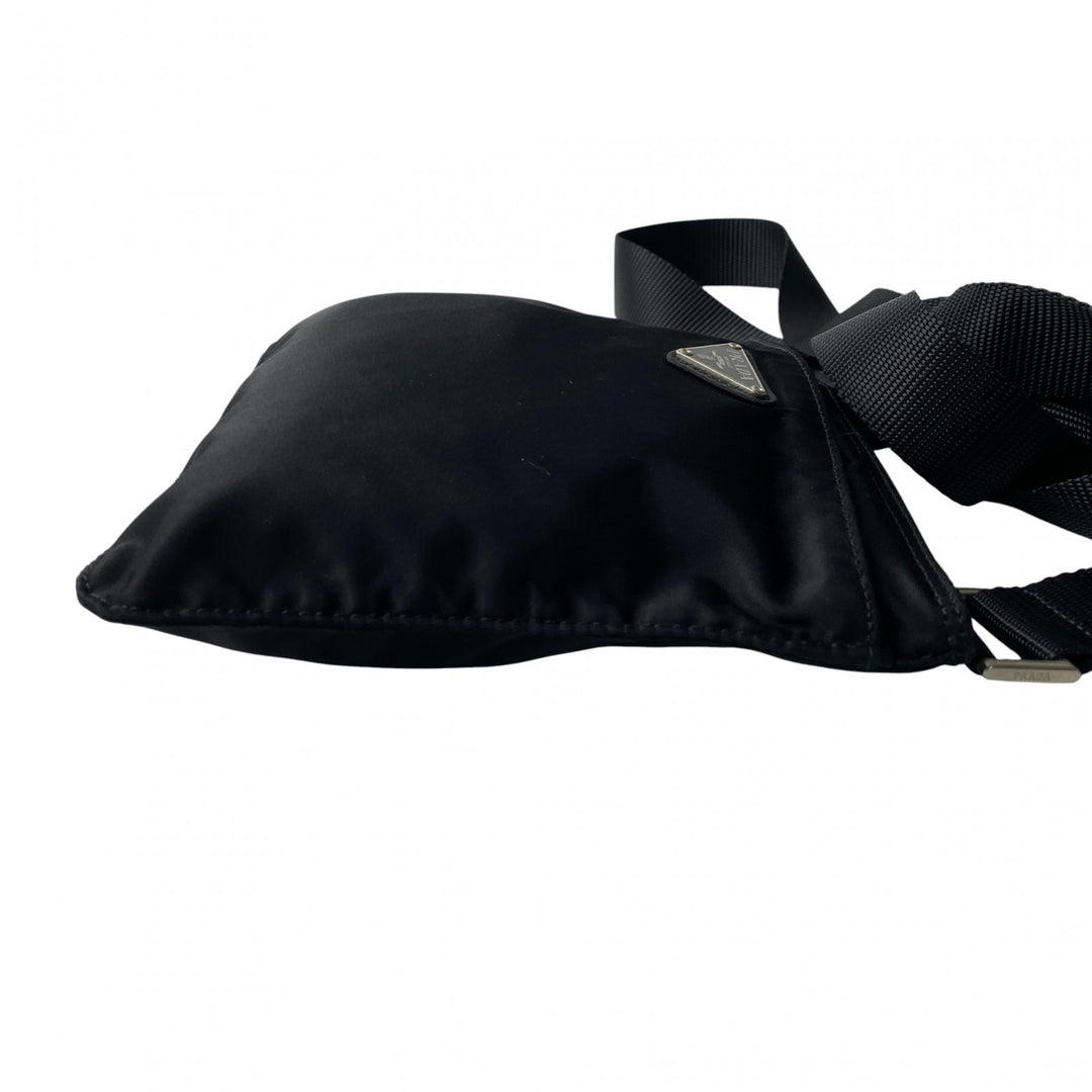 美品 プラダ PRADA レディース ナイロンバッグ ミニ ショルダーバッグ ポシェット 斜めがけ クロスボディ