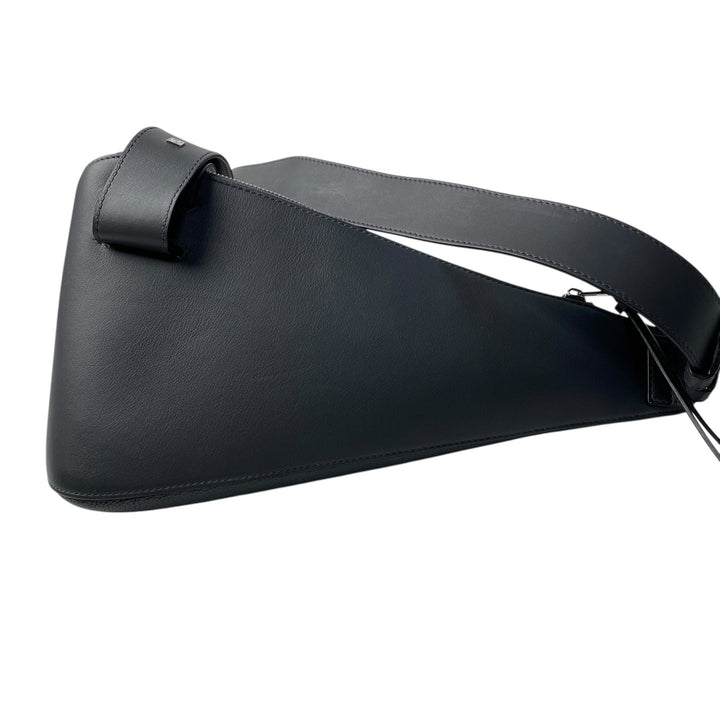 ロエベ LOEWE メンズ アントン スリング ボディバッグ レザー ブラック 斜めがけ クロスボディ