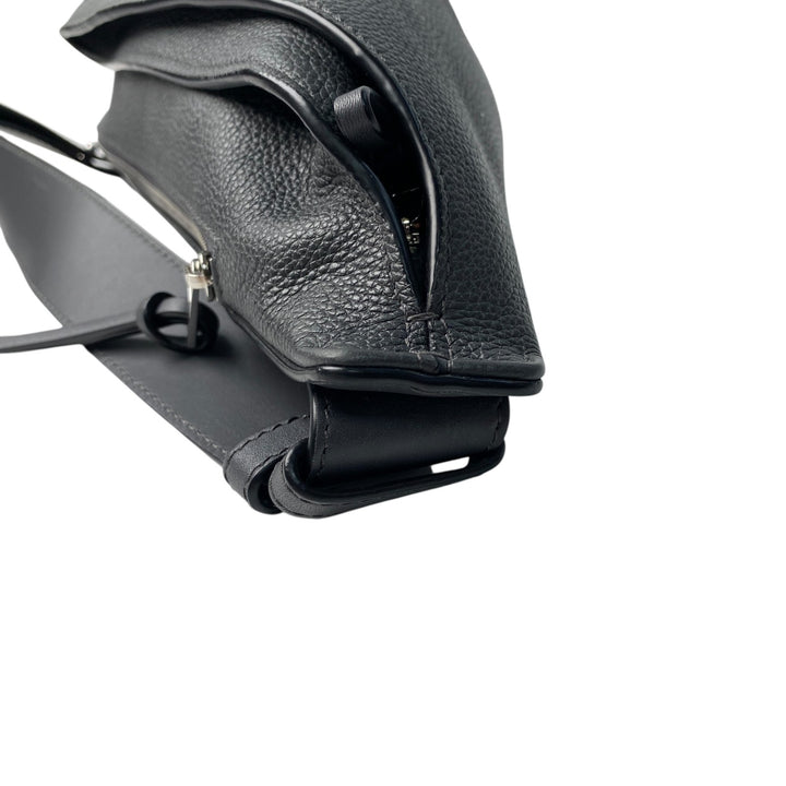 ロエベ LOEWE メンズ アントン スリング ボディバッグ レザー ブラック 斜めがけ クロスボディ