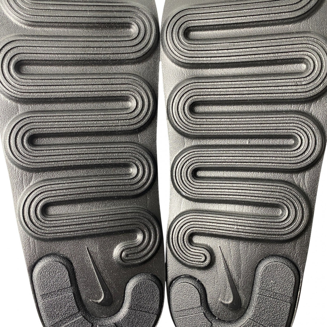 未使用 ナイキ NIKE レディース エアマックス アイラ 25cm FJ5929-003