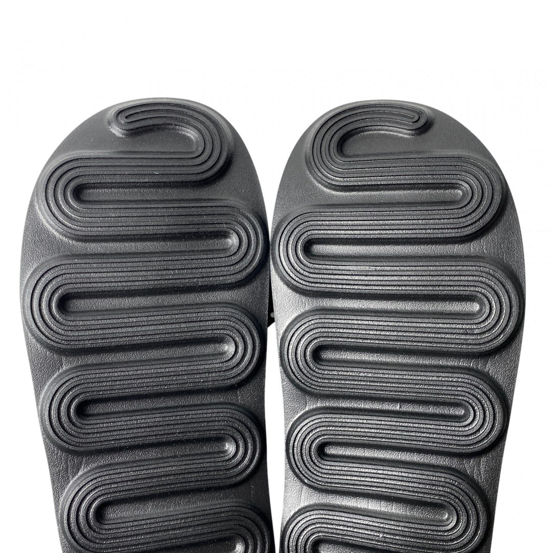 未使用 ナイキ NIKE レディース エアマックス アイラ 25cm FJ5929-003