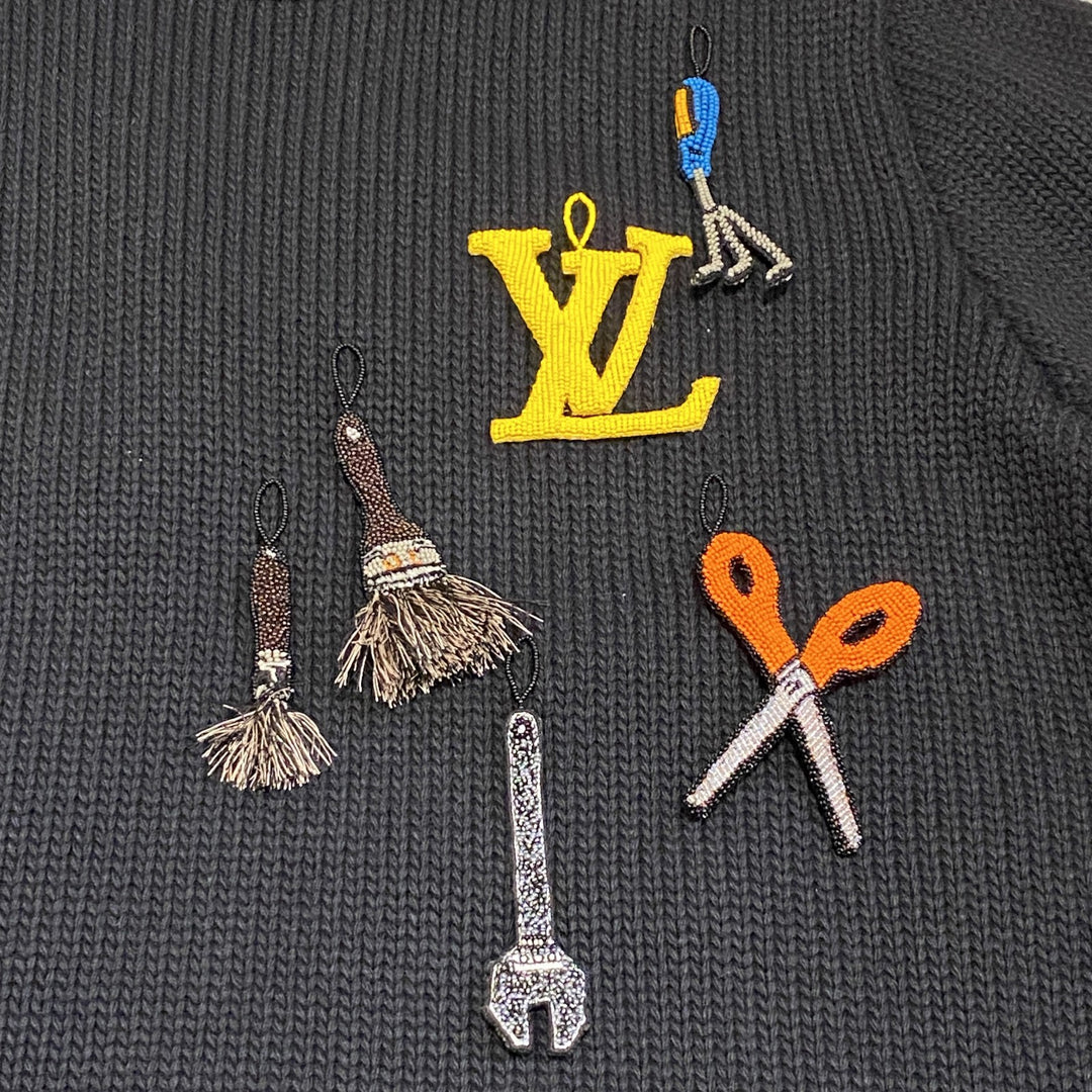 新品 タグ付き ルイヴィトン LOUIS VUITTON メンズ エンブロイダード ニット ビーズ S