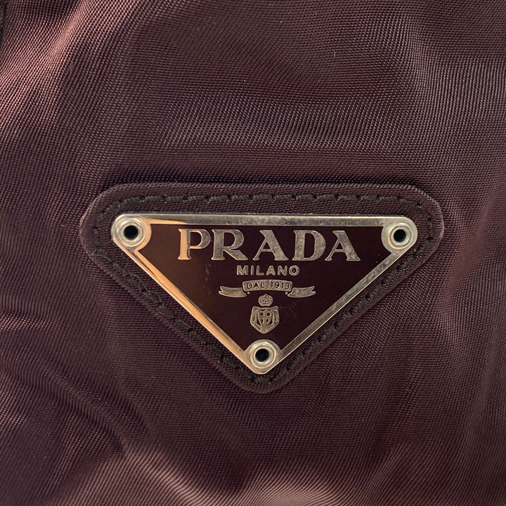 プラダ PRADA レディース ナイロン チェーントートバッグ 三角ロゴプレート 肩がけ