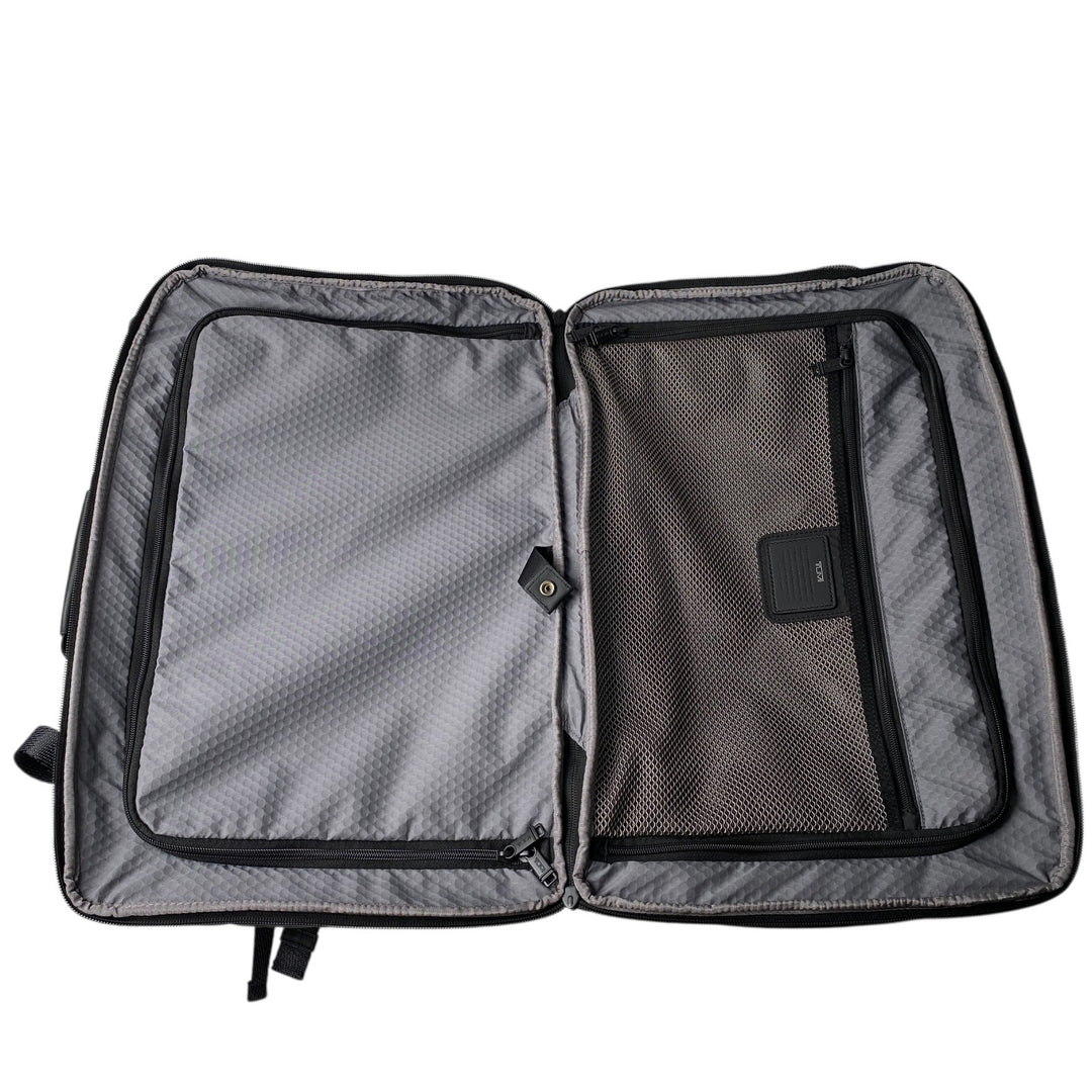 新品同様 トゥミ TUMI メンズ ALPHA BRAVO デトリックバックパック リュック ポーチ付き