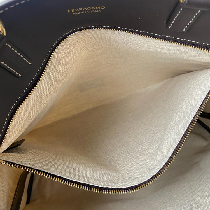 現行モデル 美品 フェラガモ Ferragamo レディース 2way トートバッグ