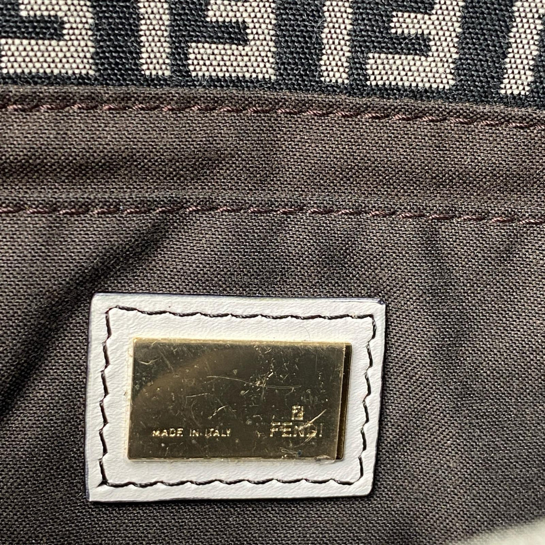 未使用 フェンディ FENDI ズッカ柄 ミニハンドバッグ キャンバス レザー レディース