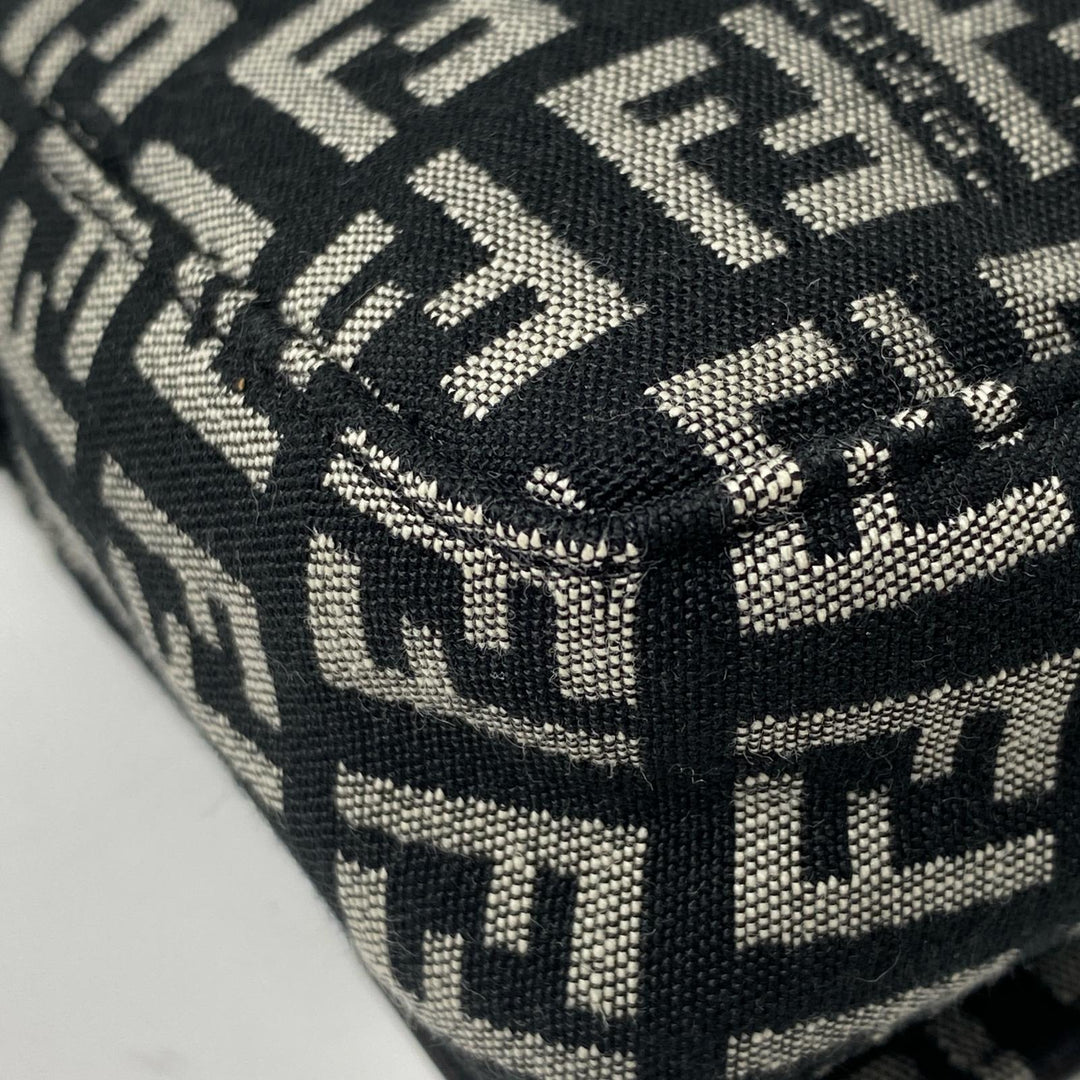 未使用 フェンディ FENDI ズッカ柄 ミニハンドバッグ キャンバス レザー レディース