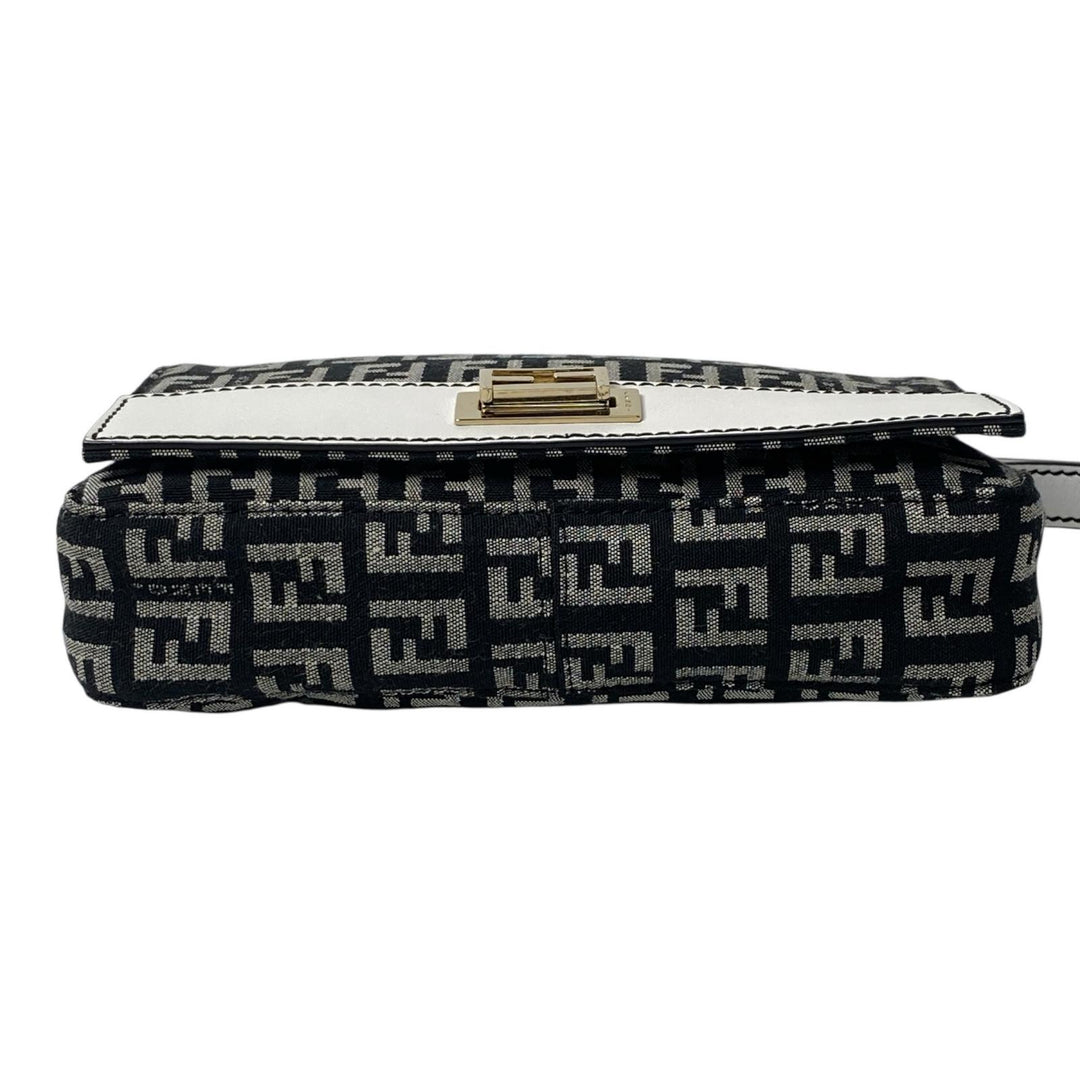 未使用 フェンディ FENDI ズッカ柄 ミニハンドバッグ キャンバス レザー レディース