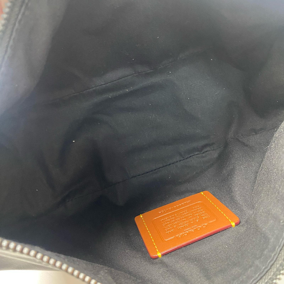 美品 コーチ coach レディース ホール ソフト スリング バッグボディバッグ CY754 斜めがけ クロスボディ