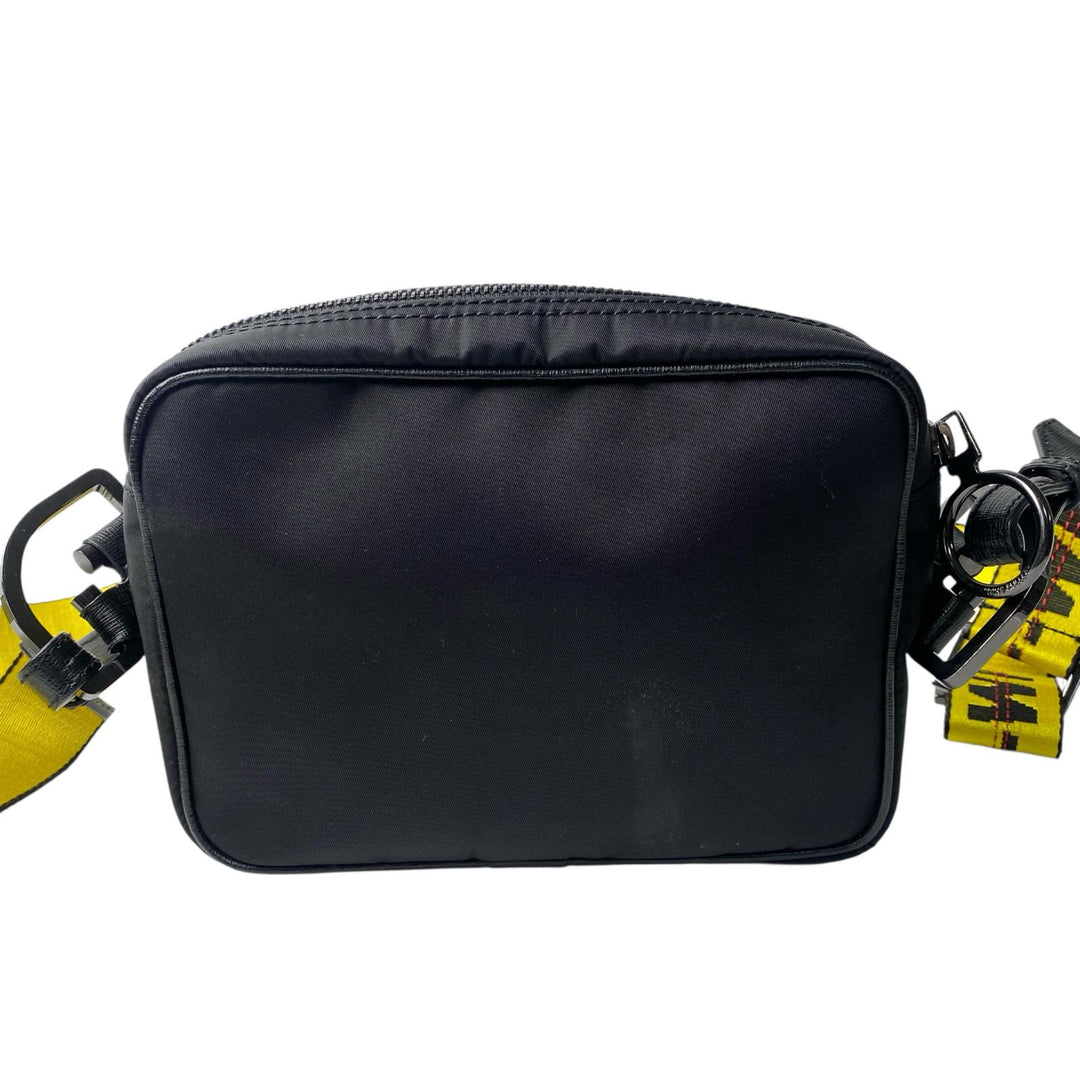 美品 オフホワイト off-white メンズ ショルダーバッグ カメラバッグ 斜めがけ クロスボディ