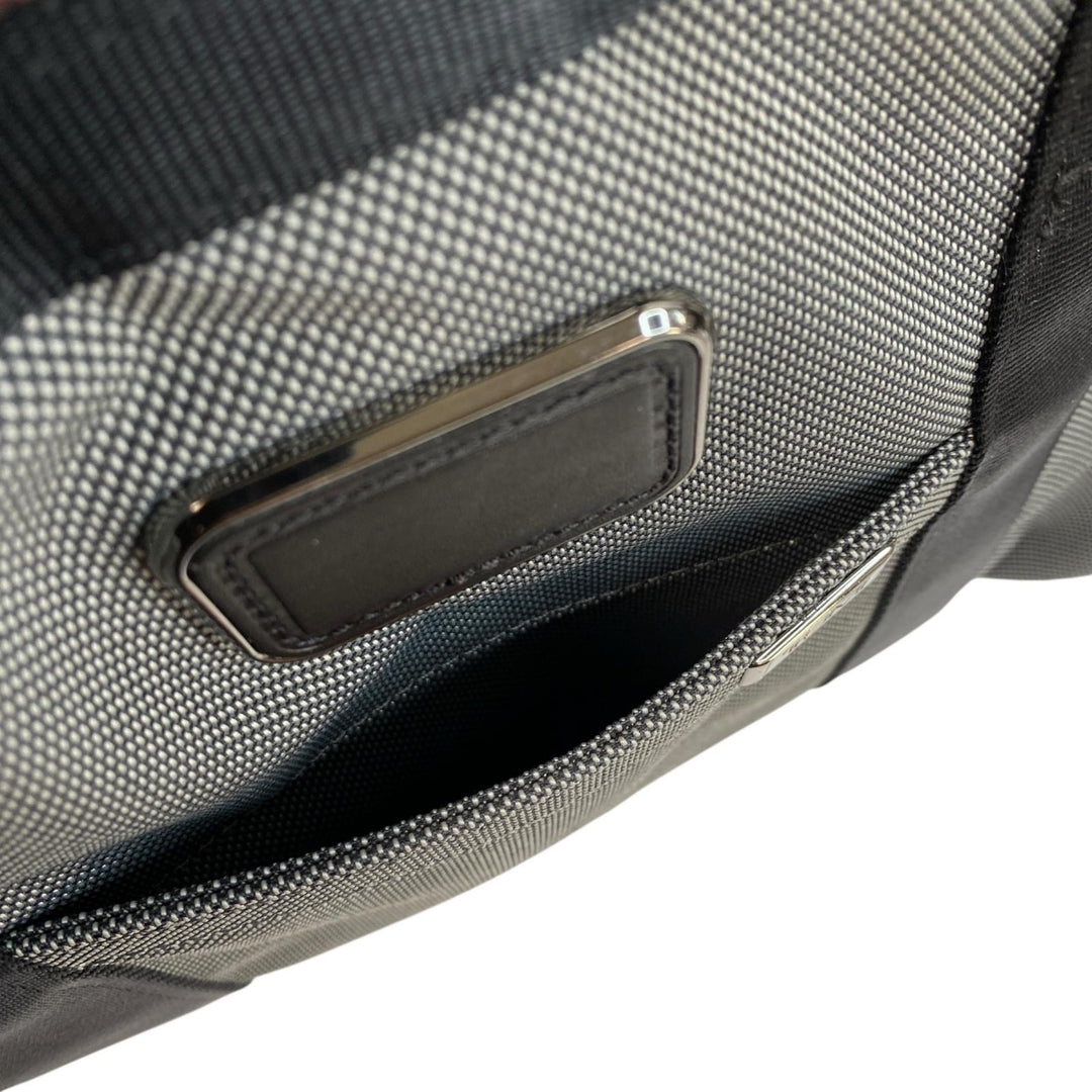 美品 TUMI トゥミ ￼ALPHA キャリーオール トートバッグ 大容量 メンズ