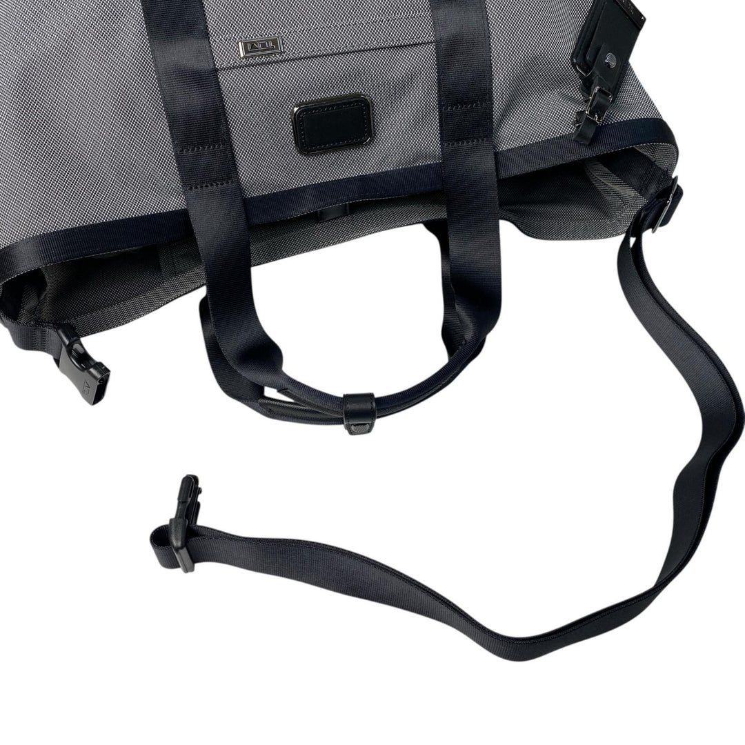 美品 TUMI トゥミ ￼ALPHA キャリーオール トートバッグ 大容量 メンズ