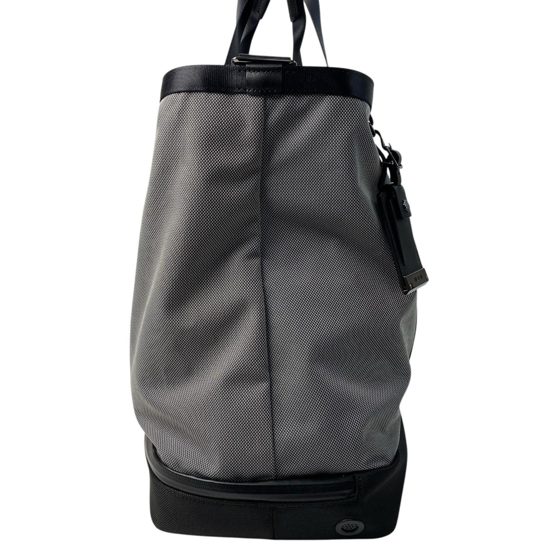 美品 TUMI トゥミ ￼ALPHA キャリーオール トートバッグ 大容量 メンズ