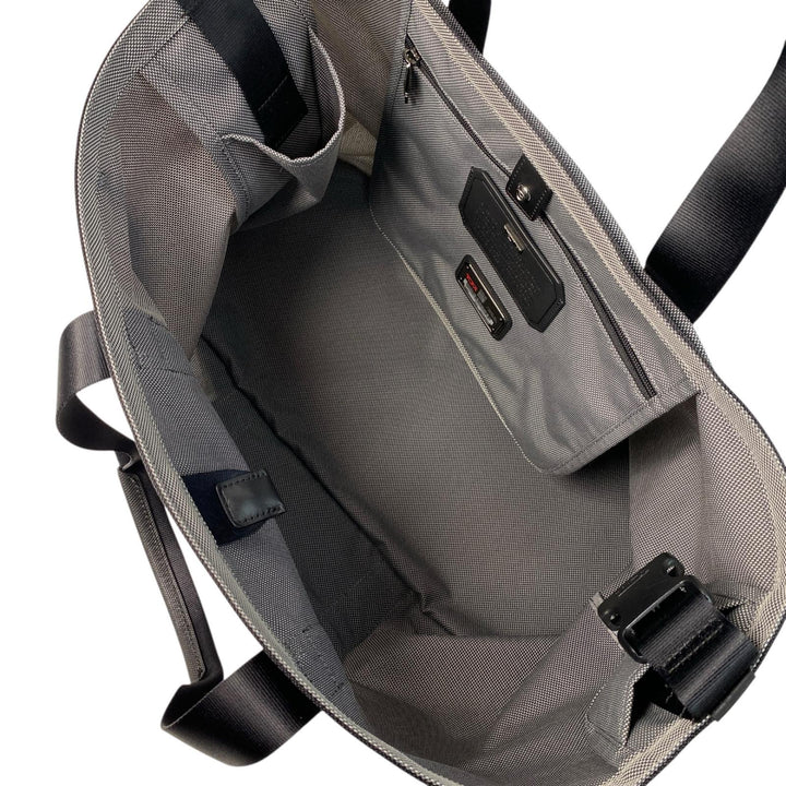 美品 TUMI トゥミ ￼ALPHA キャリーオール トートバッグ 大容量 メンズ