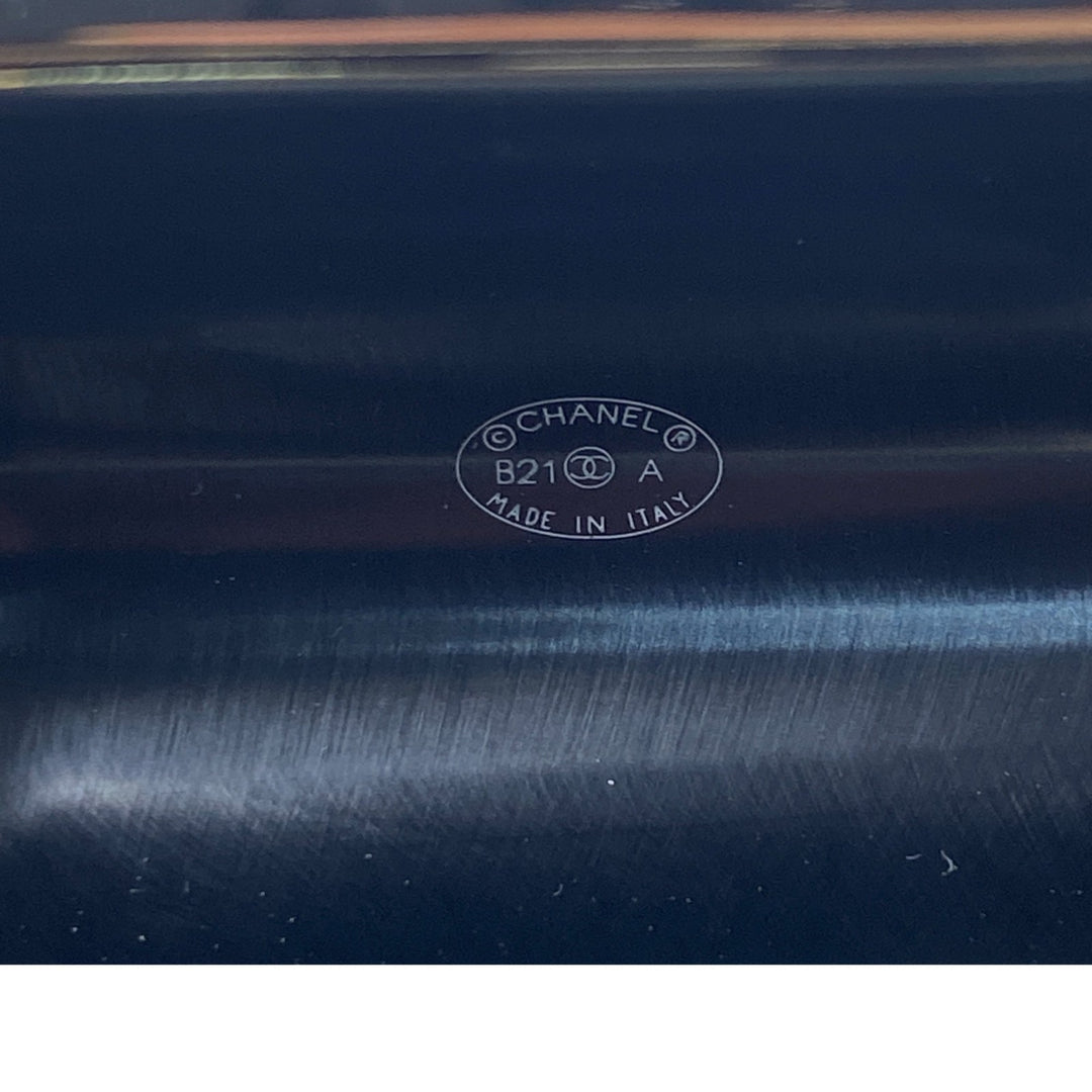 未使用 シャネル CHANEL レディース フェイクパール AirPodsケース ショルダー B21 AB6425