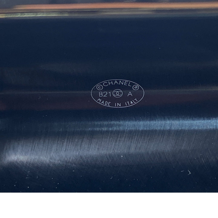 未使用 シャネル CHANEL レディース フェイクパール AirPodsケース ショルダー B21 AB6425