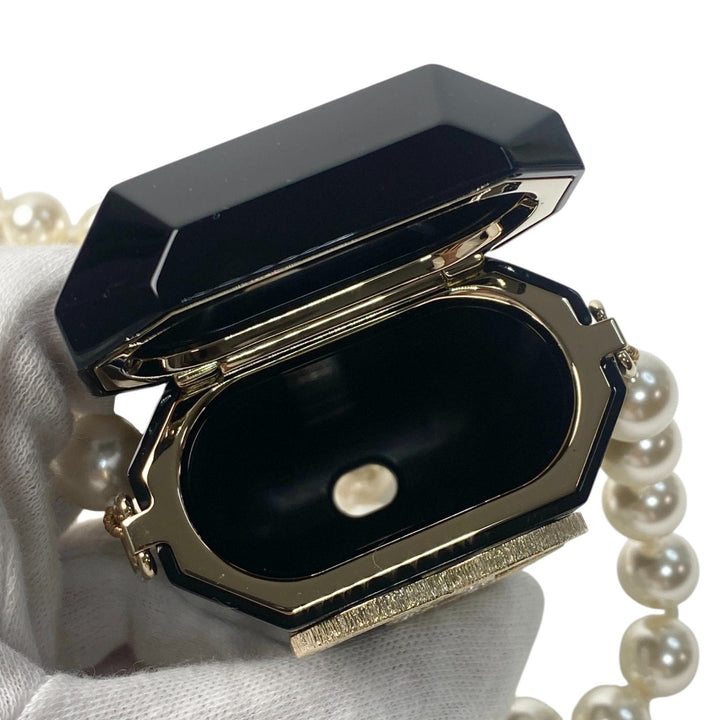 未使用 シャネル CHANEL レディース フェイクパール AirPodsケース ショルダー B21 AB6425