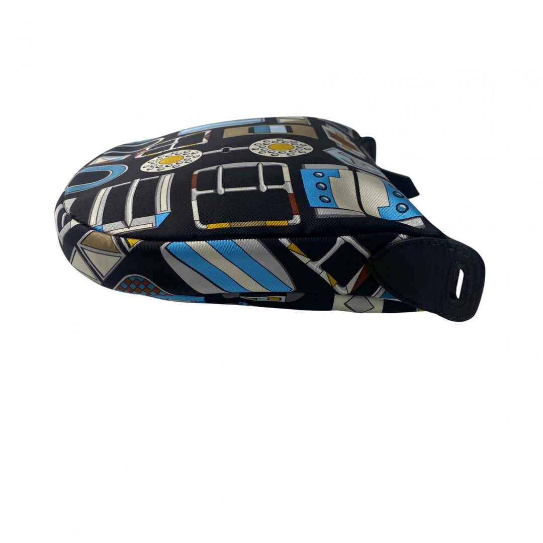 未使用 エルメス HERMES レディース シュルソワ トゥーゴー ポーチ W刻印 箱付き 斜めがけ クロスボディ