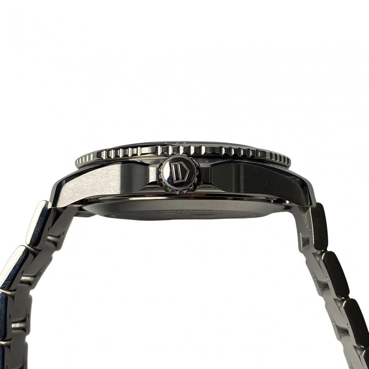 未使用 TAGHeuer タグホイヤー メンズ アクアレーサー プロフェッショナル 300 黒文字盤 腕時計 WBP201A.BA0632