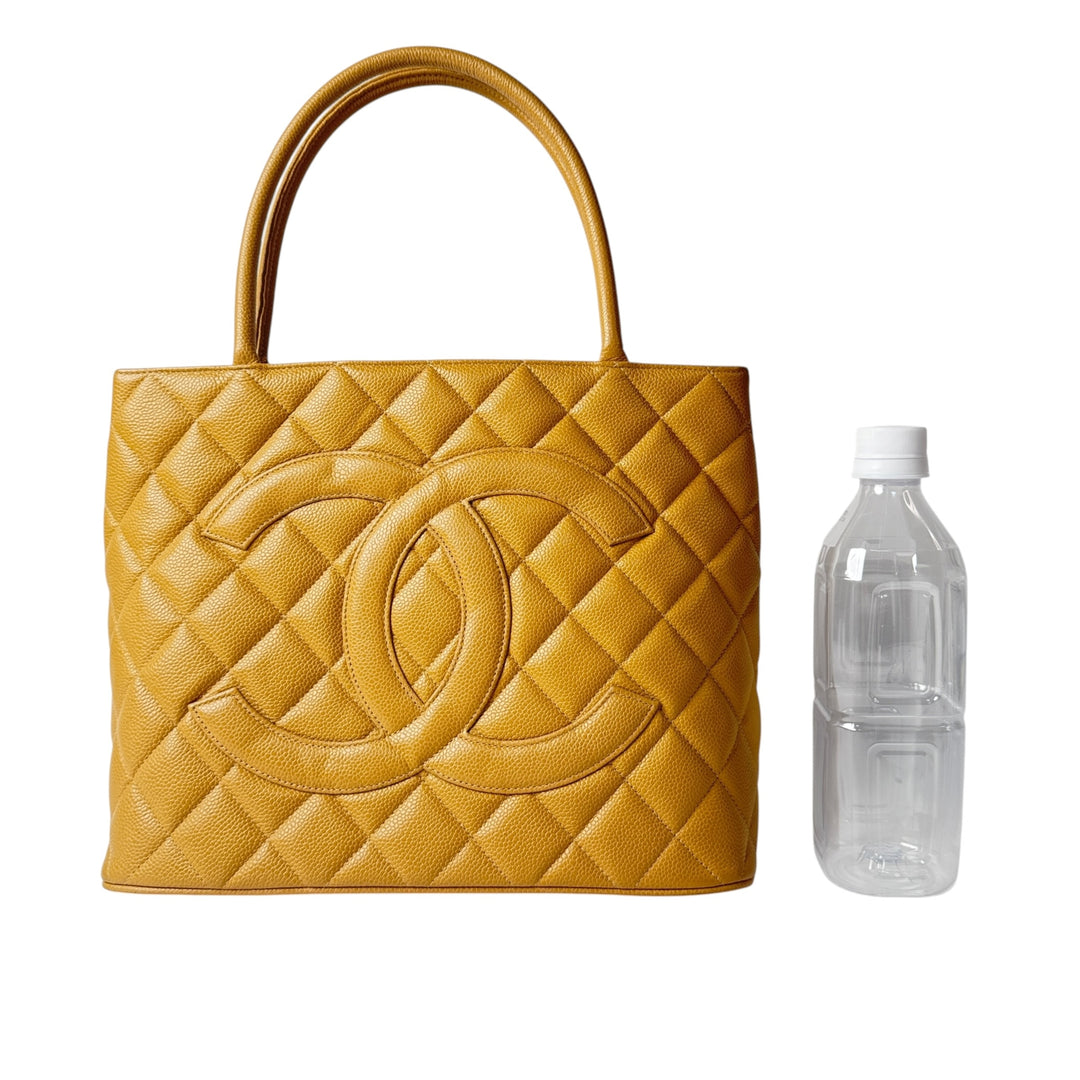 美品 シャネル CHANEL キャビアスキン マトラッセ 復刻トートバッグ 6番台 レディース