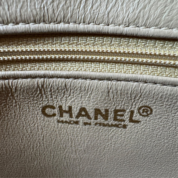 美品 シャネル CHANEL キャビアスキン マトラッセ 復刻トートバッグ 6番台 レディース