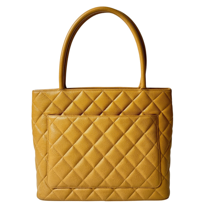 美品 シャネル CHANEL キャビアスキン マトラッセ 復刻トートバッグ 6番台 レディース