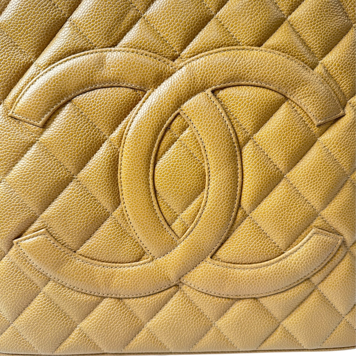 美品 シャネル CHANEL キャビアスキン マトラッセ 復刻トートバッグ 6番台 レディース