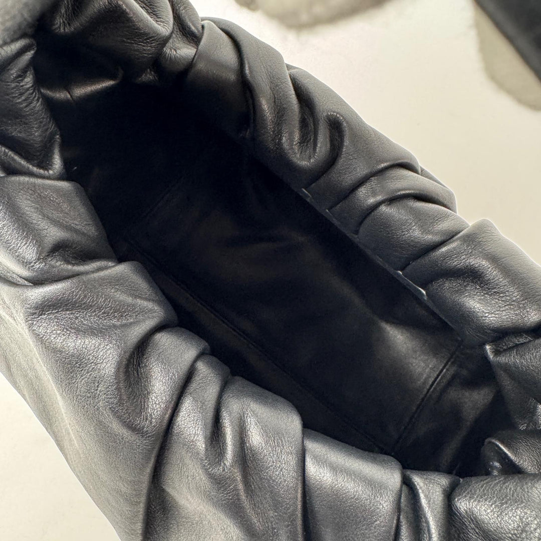 美品 ボッテガヴェネタ Bottega Veneta ザショルダーポーチ ギャザー ワンハンドルバッグ レザー 610524 レディース