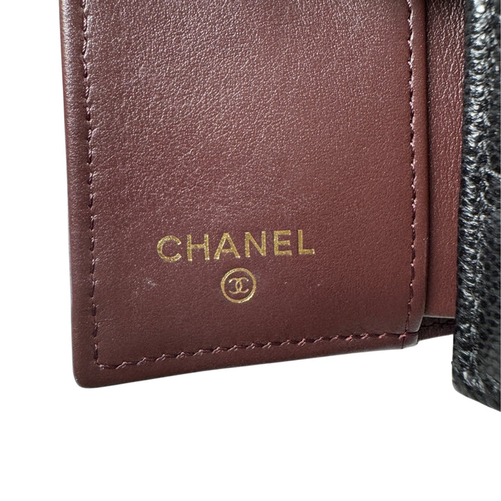 美品 シャネル CHANEL マトラッセ キャビアスキン 三つ折り財布 ランダム レディース