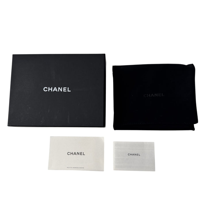 美品 シャネル CHANEL マトラッセ キャビアスキン 三つ折り財布 ランダム レディース