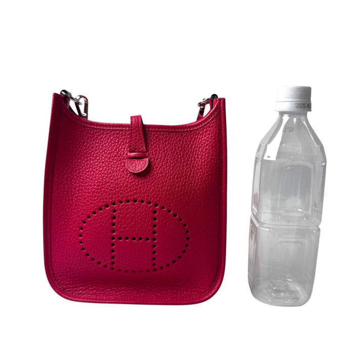 新品同様 エルメス HERMES エヴリン TPM アマゾン フランボワーズ フリッパーポール ショルダーバッグ 斜めがけ クロスボディ Z刻印 レディース
