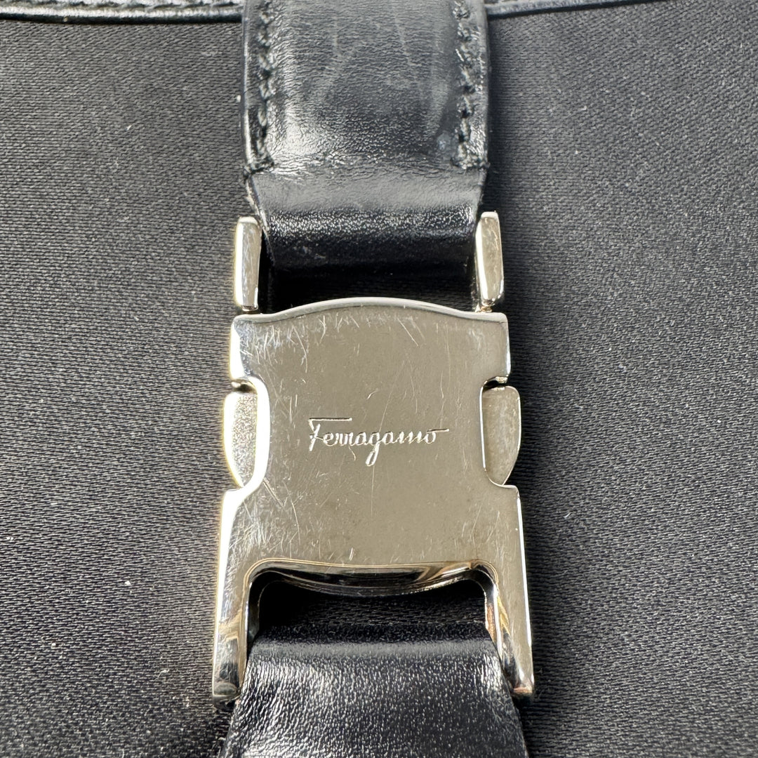 フェラガモ Salvatore Ferragamo ハンドバッグ ワンショルダー ブラック レディース