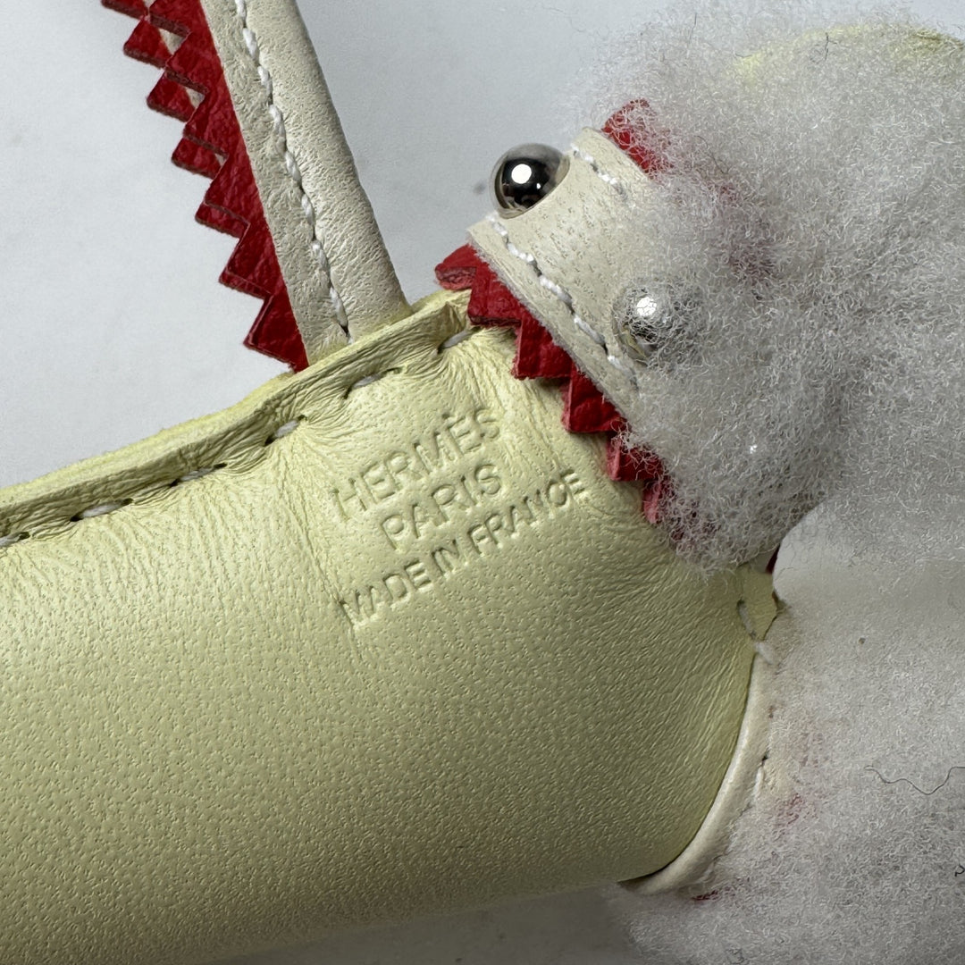 未使用 エルメス HERMES バディチャーム エピック K 刻印 ジョーヌミルトン/クレ/ルージュラデュー/エクリュ　レディース