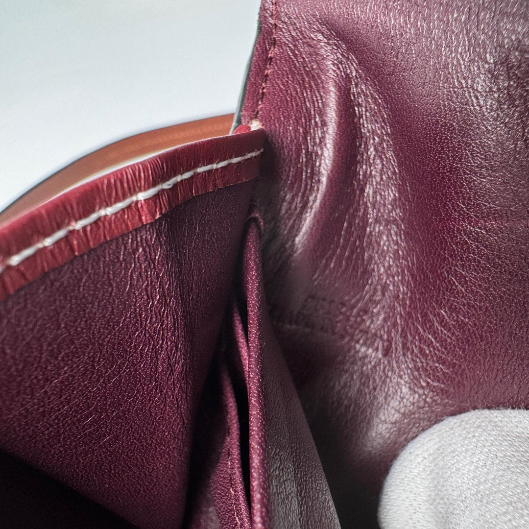 ロエベ LOEWE ゲートポシェット ショルダーバッグ ウォレット ボルドー レザー 斜めがけ クロスボディ レディース