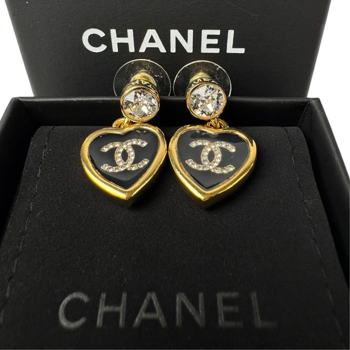 新品同様 シャネル CHANEL ピアス ココマーク ハート 黒 金 25年製 レディース