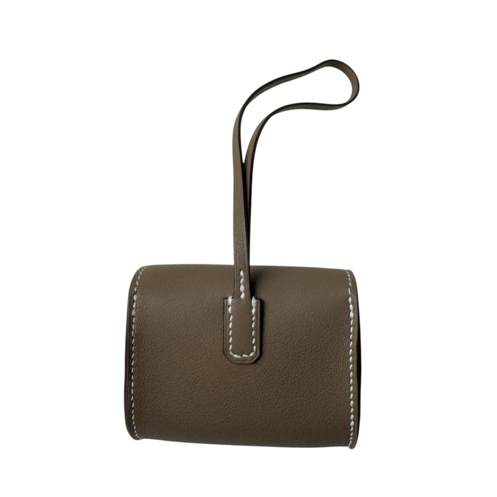 新品 エルメス HERMES ケリー フェスティバル バッグチャームエトゥープ K刻印 レディース