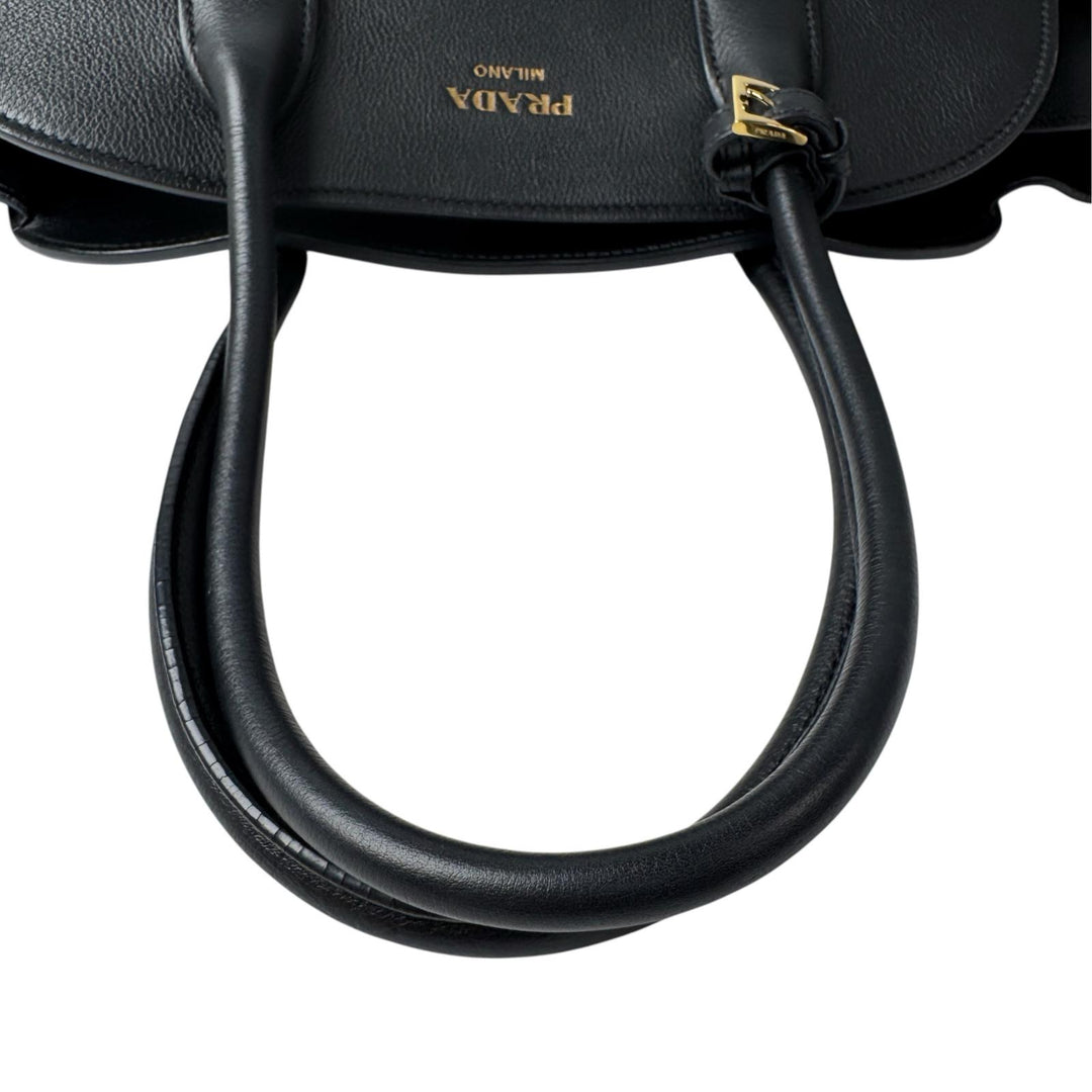プラダ PRADA ミディアム ソフトグレイン レザー トートバッグ 1BG537 肩がけ レディース