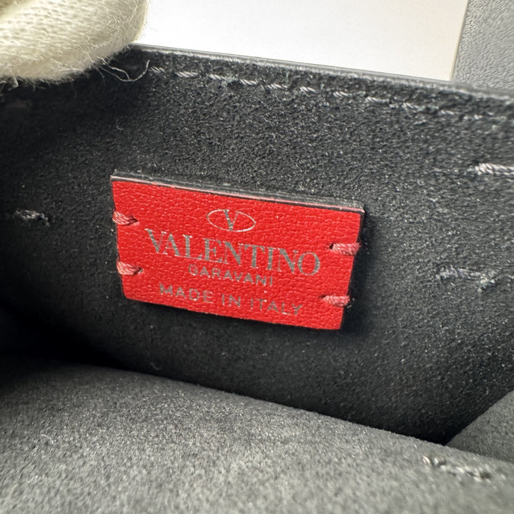 ヴァレンティノ VALENTINO 2way ショルダーバッグ ハンドバッグ フォンケース VLTNロゴ 斜めがけ クロスボディ レディース